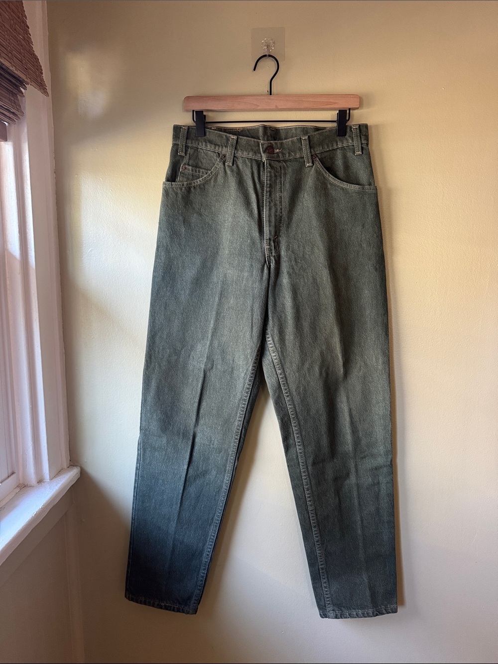 Levi's Men's Olive Green Relaxed Fit Tapered Leg Jeans